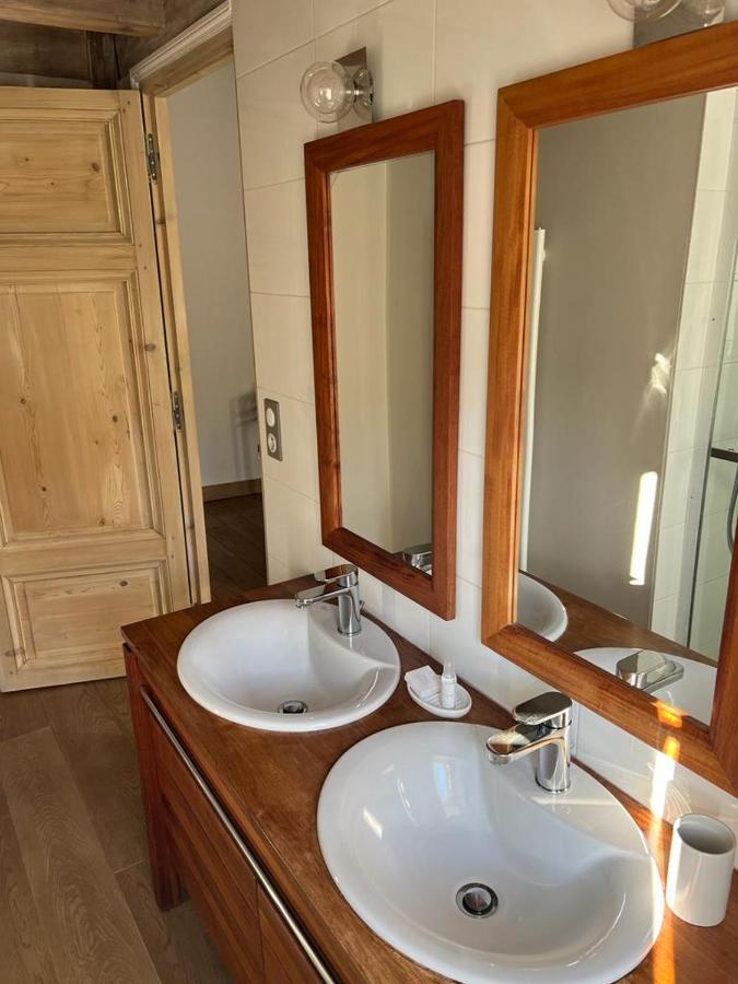 Chambres D'Hotes Mado Et Lulu コローニュ・オー・モン・ドール エクステリア 写真