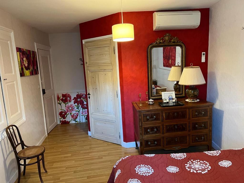 Chambres D'Hotes Mado Et Lulu コローニュ・オー・モン・ドール エクステリア 写真