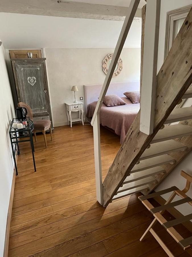 Chambres D'Hotes Mado Et Lulu コローニュ・オー・モン・ドール エクステリア 写真